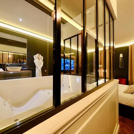 Appartement Centre - Espace Privé - *